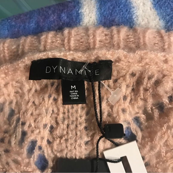 NEW ! - Dynamite Mohair Rose Sweater -Size Medium - Picture 6 of 8